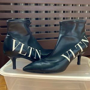 VALENTINO GARAVANI
Printed faux stretch-leather sock boots